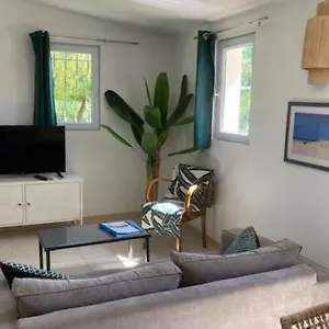 Apartment Un Jardin Dans La, La Ciotat